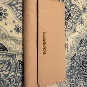 Michael Kors Blush Pink Wallet